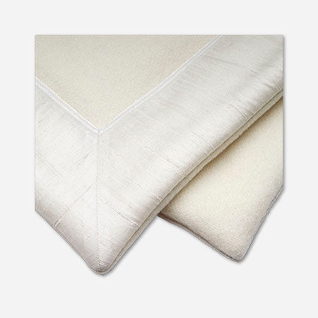 Asana padded with Silk border