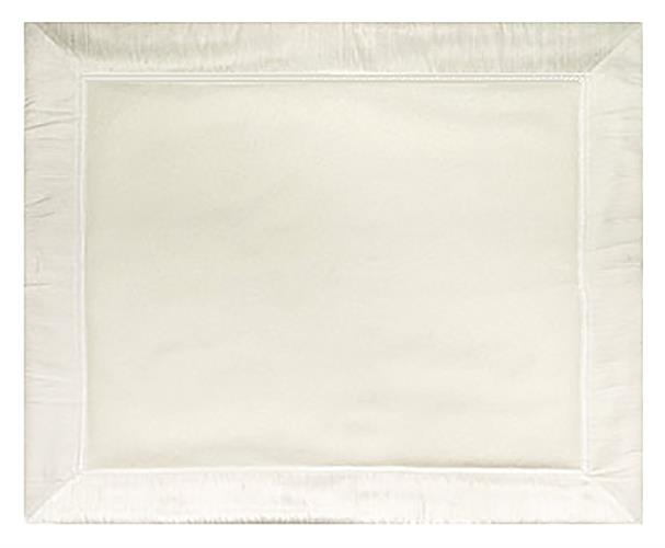 Asana padded with Silk border